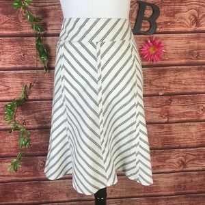 Ann Taylor Loft Skirt size 4 White Black Linen Striped Knee A Line Flared Modest